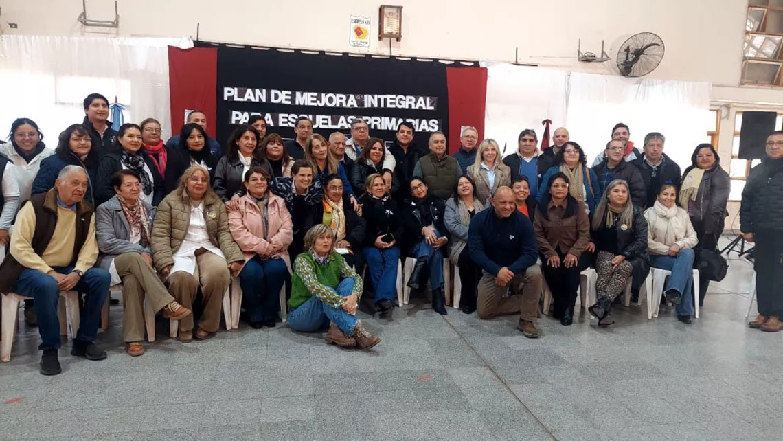TRABAJO INTERMINISTERIAL CON DIRECTIVOS DE ESCUELAS PRIMARIAS DEL DEPARTAMENTO&nbsp;ANTA