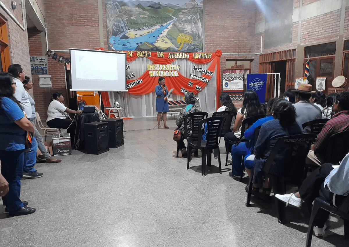 ISLA DE CAÑAS FUE SEDE DEL ENCUENTRO “REDES QUE FORTALECEN LA IDENTIDAD: ARTESANÍAS Y MEMORIAS DE LOS&nbsp;TERRITORIOS»